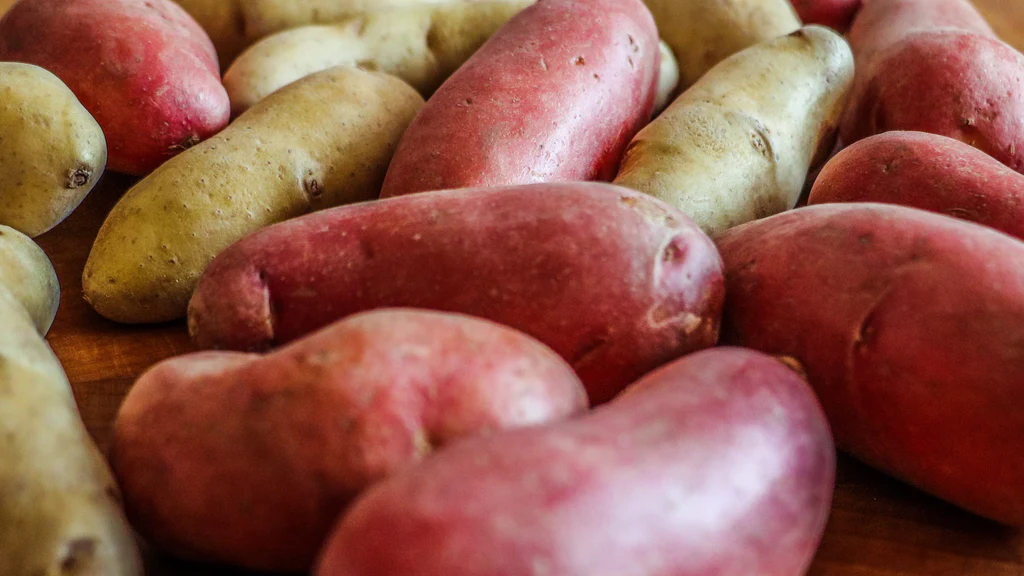 White Potatoes Vs. Sweet Potatoes