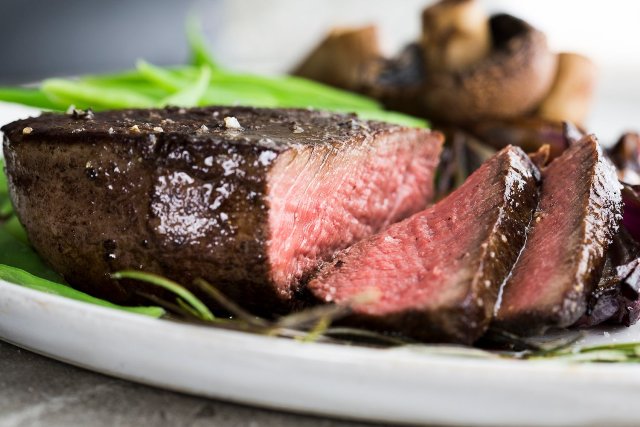 Lose Weight on a Paleo Diet