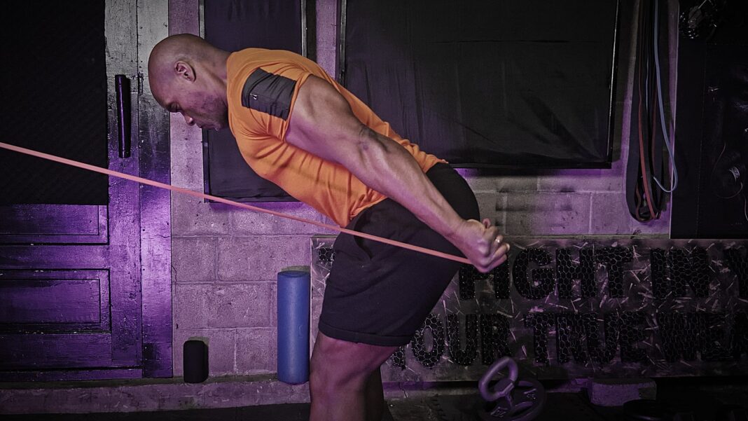 Cable Kickback (Triceps Focus)