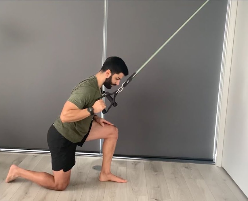 The Kneeling Single-Arm Cable Lat Pulldown